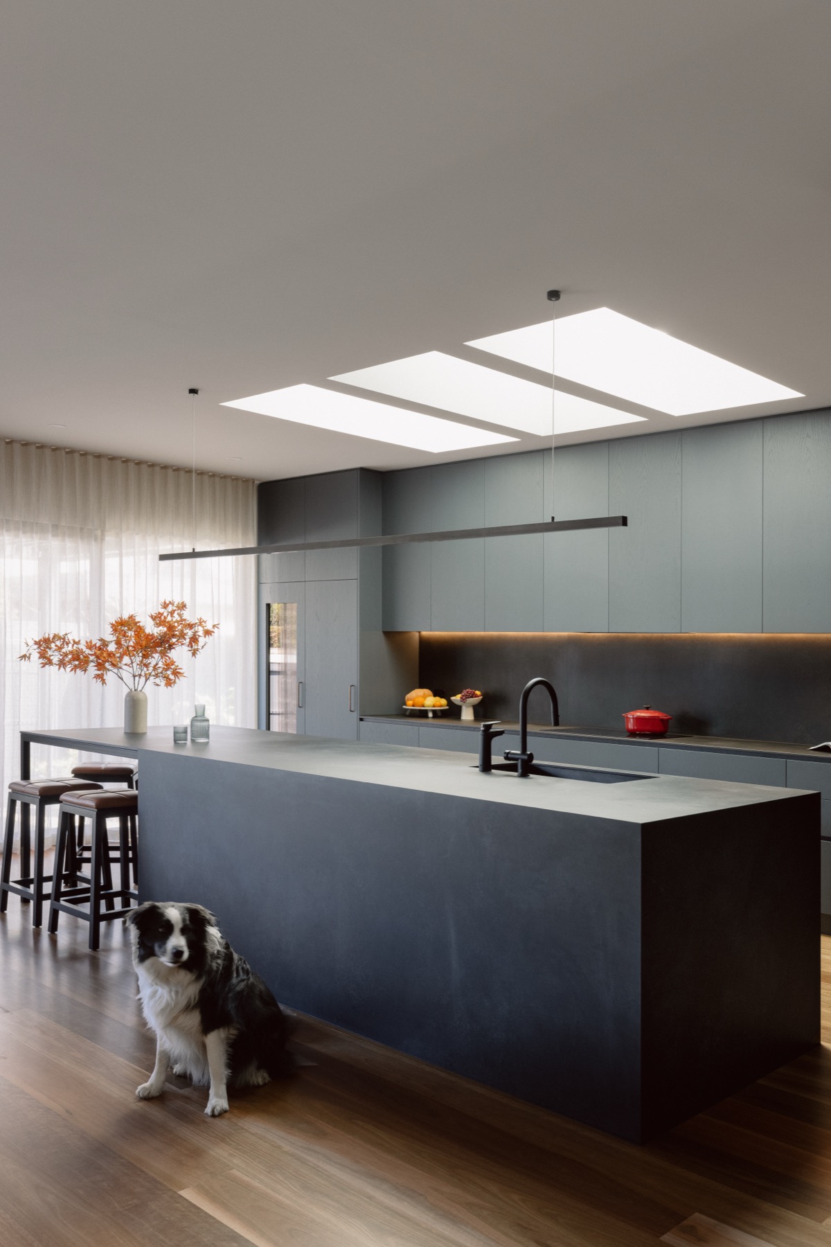 Hawthorn 8, Hawthorn